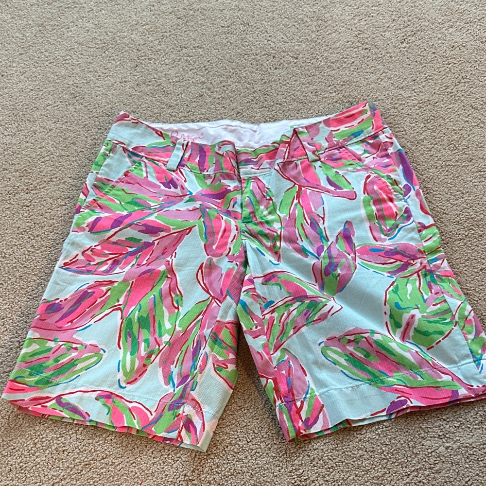 Lilly Pulitzer Pink Green Floral Print Women’s Shorts